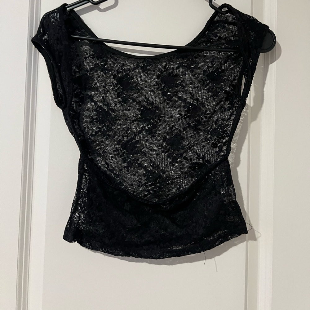 Backless Lace Top - Picture 2 of 3